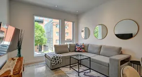 Amazing 1Bedroom Great Location presented by TripMontreal - Image 2