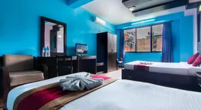 Hotel Family Home - Image 2