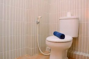 Comfy Studio Cinere Resort Apartment By Travelio - Image 4