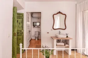 Encanto Guesthouse - Image 3