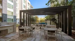 Luxurious & Spacious Place In The Heart Of Irvine - Image 5