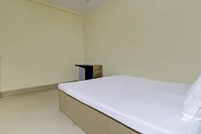 SPOT ON HOTEL MOONLIGHT - Image 2