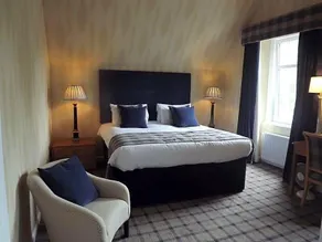 Old Manor Hotel - Image 2