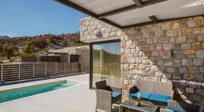 Relaxury Villa III - Image 2