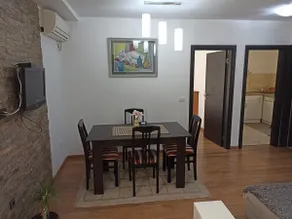 Airport Accommodation 2BR W/Free Private Parking✈ - Image 4