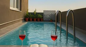 Grey Sky by VEO, StayVista - 3BHK Pet-Friendly Villa with Private Pool - Image 4
