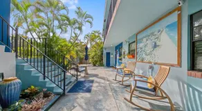 Blue Bell Apartment Hotel - Image 5