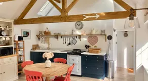The Old Workshop, Wadhurst - Image 3