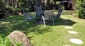 Riverbush Lodge Guesthouse - Image 3