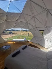 Lincoln Star Dome, Hot tub, BBQ - Image 5