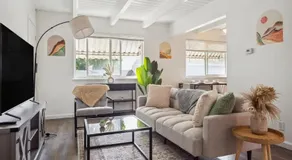 Chic Abode In Central Berkley - Image 2