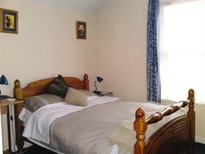 Crestwell House - Image 4