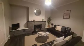 Town Centre Apartments - Image 5