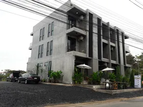 P's Loft Hostel - Image 3