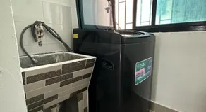 Cuarto cerca del metro cincuentenario - Image 4