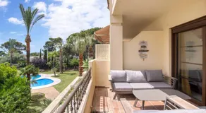 Apto frente al mar con piscina - Image 3