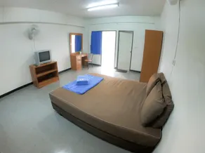 Eak Apartment - Image 4