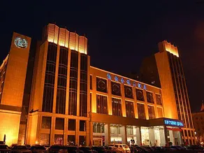 Kingshine Hotel - Image 2