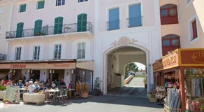 Studio Port Grimaud  \"la Venise provençale\"  vue exceptionnelle meublé 2 * - Image 3
