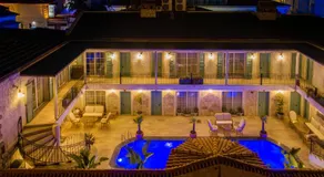 Avlu Alaçatı Boutique Hotel - Image 2