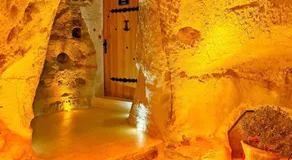 My Cave Suites - Image 4