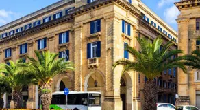 Charming Maltese Balcony Stay steps from Valletta - Image 5