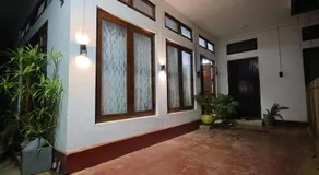 DJ Guest House - Image 4