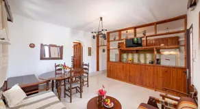 Kounenos House - Image 4