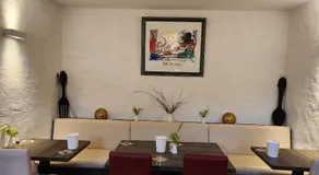Unterwegs ins Apartmenthaus ehemalige Apartmenthaus Unterwegs - Image 3