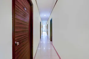 OYO Hotel O Renigunta Near Railway Station - Image 3