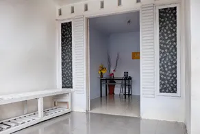 SPOT ON 2847 Anggrek Homestay Syariah - Image 2