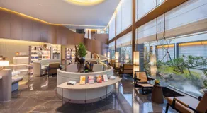 Atour Hotel Central China Normal University Wuhan Street Entrance - Image 2