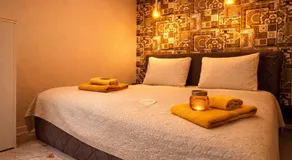 MMA Apartament with Sauna & Private Yard - Image 2