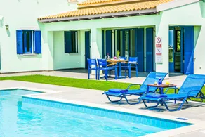 Villa Nissaki - Image 4