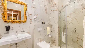 Boutique G Hotel - Image 2
