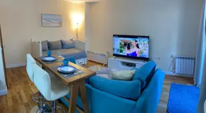 Ski to door at Mountain View 1BR condo Bansko - Image 2