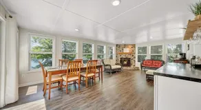 Scenic Point - Private Lakefront Home w/ Dock, Fire pit, outside shower & Hot tub - Image 4