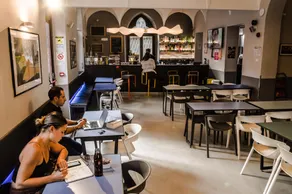 Babila Hostel & Bistrot - Image 5
