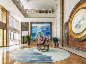 Auspicious Phoenix Hotel - Image 4