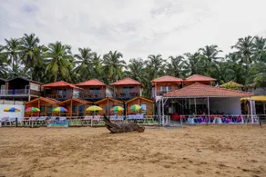 Om Sai Beach Resort - Image 5