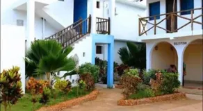 27Azmaa hotel & safaris - Image 2