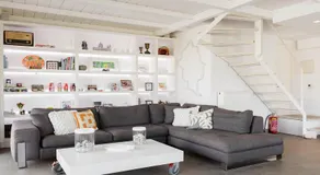 Contemporary Maisonette with Sea View Roof Terrace - Image 3