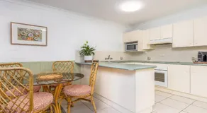 La Sirena Pool and barbie, private boat ramp, WiFi, two bedrooms, 3 beds - Image 5