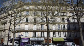 Paris Square - Image 4