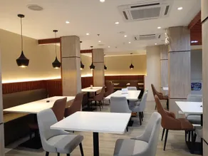 Mc Hotel - Image 4