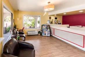 Econo Lodge Gilroy - Image 2