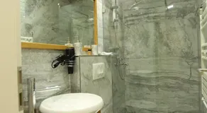 Saray Hotel - Image 2