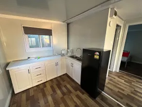 Granny Flat with off street parking - Image 3