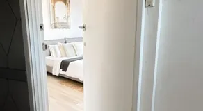 CBD Studio - Sleeps 4 - Rooftop Courtyard - Views - Image 5