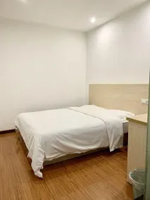 Jinyi Hotel (Wuhan Honggangcheng Subway Station) - Image 4